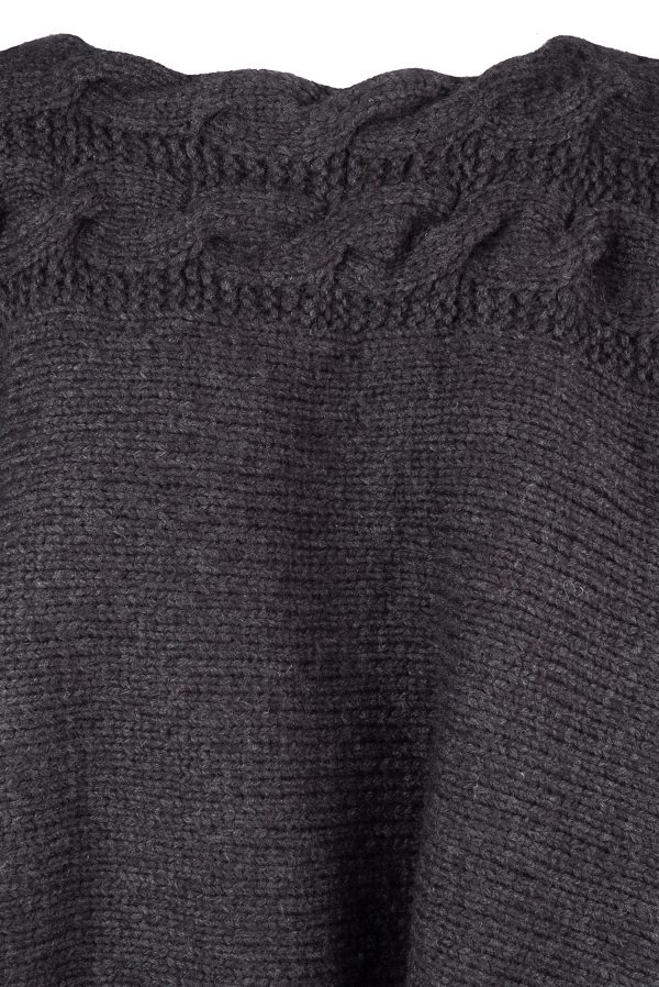 Überwurf - Poncho handgestrickt aus Schurwoll-, Cashmeregemisch, Art. Nr. AMC099 – Bild 2